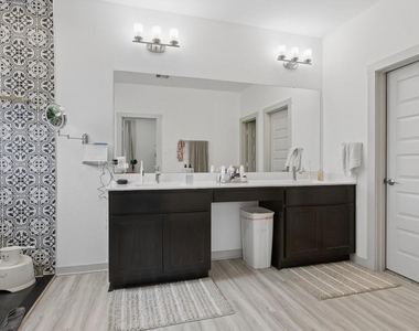 28335 Halle Ray Drive - Photo Thumbnail 14