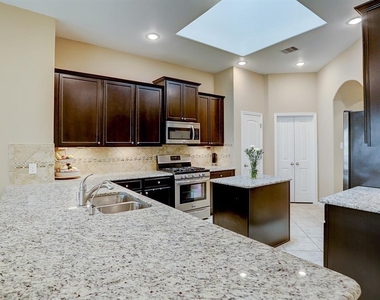 4411 Eclipse Park Court - Photo Thumbnail 12