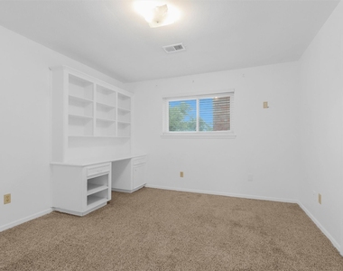 1122 Rhine Lane - Photo Thumbnail 23