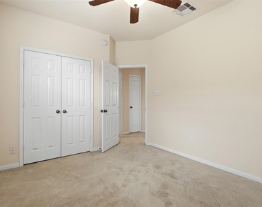 1911 Vale Brook Drive - Photo Thumbnail 23