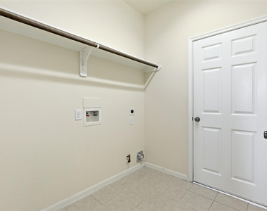 1911 Vale Brook Drive - Photo Thumbnail 18
