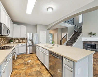 3122 Schumann Oaks Drive - Photo Thumbnail 10