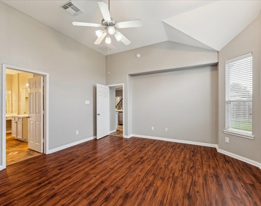 3122 Schumann Oaks Drive - Photo Thumbnail 18