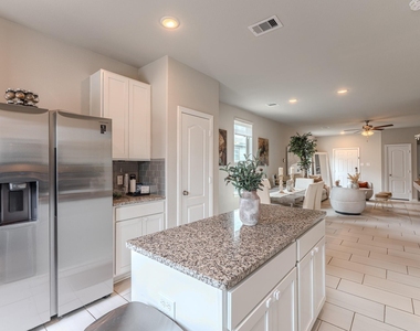 25847 Hickory Pecan Trail - Photo Thumbnail 17