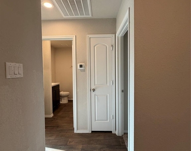 5222 Greenwood Summit Trail - Photo Thumbnail 24