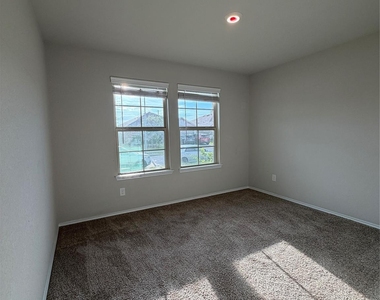 5222 Greenwood Summit Trail - Photo Thumbnail 25