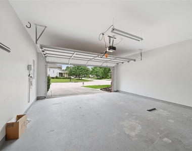 14403 N Coles Crossing Drive - Photo Thumbnail 31