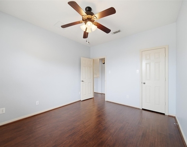 14403 N Coles Crossing Drive - Photo Thumbnail 28