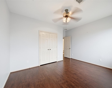 14403 N Coles Crossing Drive - Photo Thumbnail 26