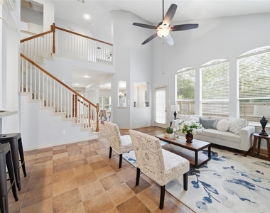 14403 N Coles Crossing Drive - Photo Thumbnail 12