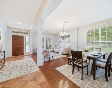 14403 N Coles Crossing Drive - Photo Thumbnail 9