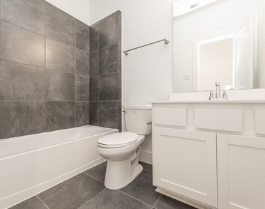 4802 Seabourne Landing Drive - Photo Thumbnail 25