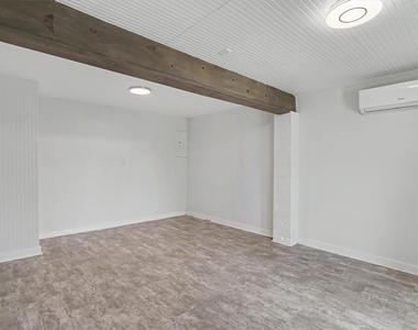 370 Ling Street - Photo Thumbnail 10