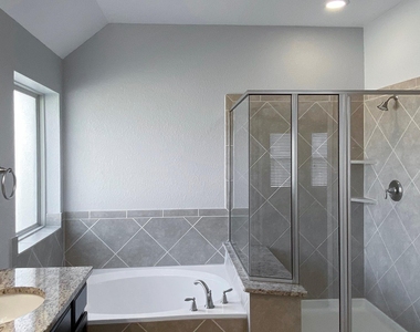 10 Pinestead Court - Photo Thumbnail 25