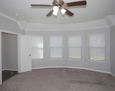 10 Pinestead Court - Photo Thumbnail 20