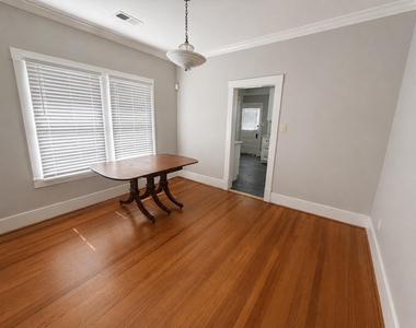 205 E 24th Street - Photo Thumbnail 8