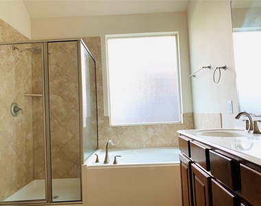20818 S Blue Hyacinth Drive - Photo Thumbnail 9