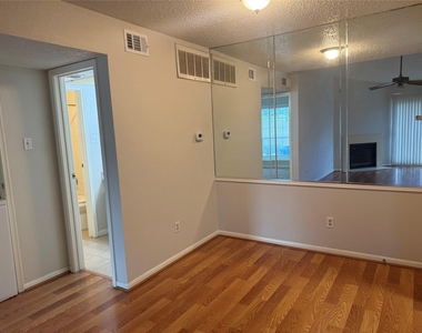 2120 El Paseo Street - Photo Thumbnail 8