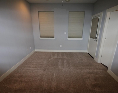 2103 Hadley Street - Photo Thumbnail 1
