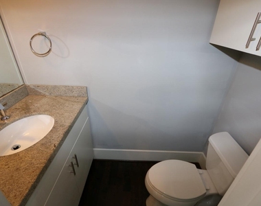 2103 Hadley Street - Photo Thumbnail 8