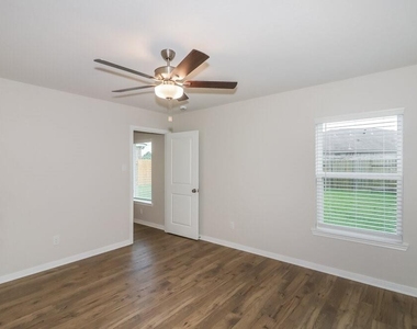 198 Emma Rose Drive - Photo Thumbnail 7