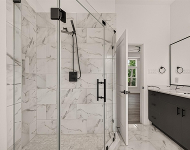 2711 Dennis Street - Photo Thumbnail 31