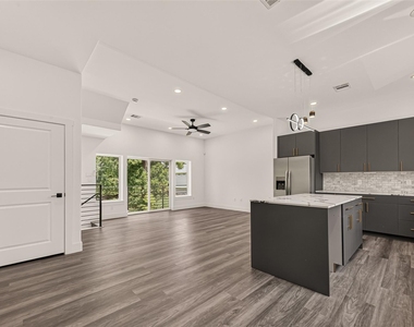 2711 Dennis Street - Photo Thumbnail 15