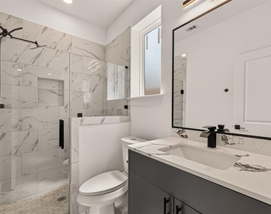 2711 Dennis Street - Photo Thumbnail 20