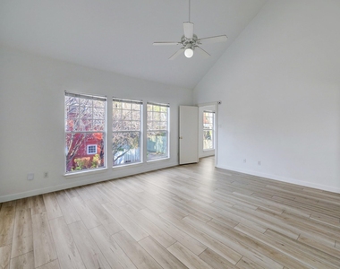 1401 Castle Court - Photo Thumbnail 4