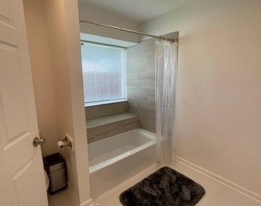 10923 Birch Drive - Photo Thumbnail 9