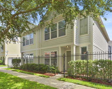 2711 Polk Street - Photo Thumbnail 1
