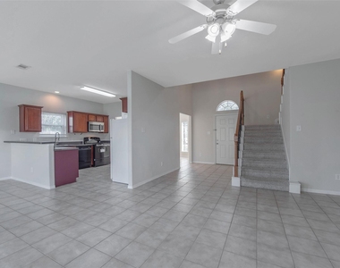 131 Sunset Falls Drive - Photo Thumbnail 8