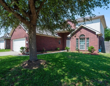 131 Sunset Falls Drive - Photo Thumbnail 1