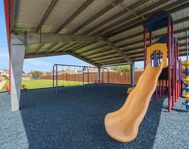 131 Sunset Falls Drive - Photo Thumbnail 37