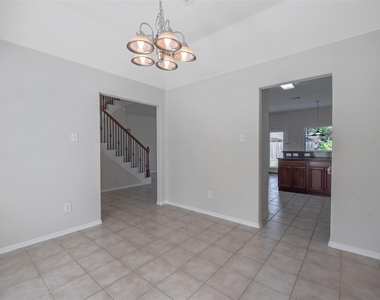 131 Sunset Falls Drive - Photo Thumbnail 5