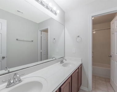 131 Sunset Falls Drive - Photo Thumbnail 33
