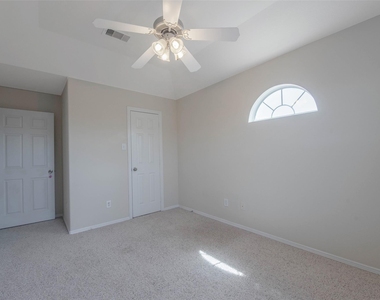 131 Sunset Falls Drive - Photo Thumbnail 34