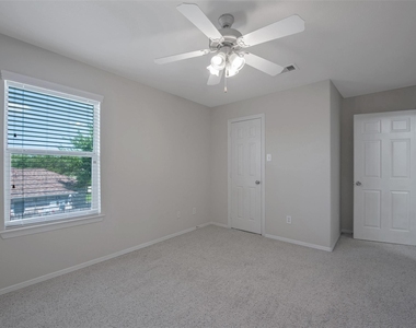 131 Sunset Falls Drive - Photo Thumbnail 32