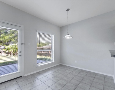131 Sunset Falls Drive - Photo Thumbnail 12