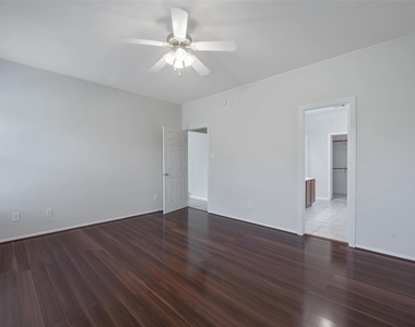 131 Sunset Falls Drive - Photo Thumbnail 19