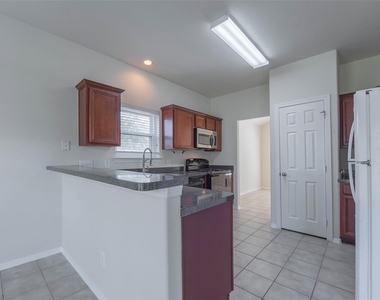 131 Sunset Falls Drive - Photo Thumbnail 14