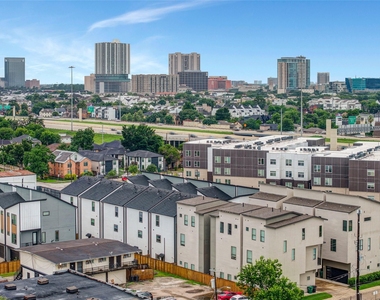 2315 Eagle Street - Photo Thumbnail 15