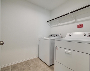 7527 Cynomys Court - Photo Thumbnail 26