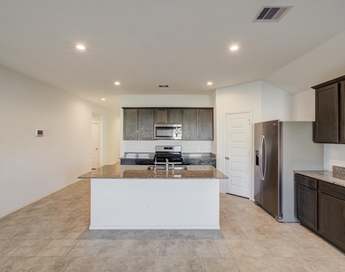7527 Cynomys Court - Photo Thumbnail 14