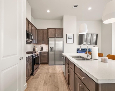 726 Carriage Knolls Drive - Photo Thumbnail 10