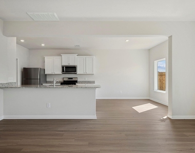 324 Fastboy Lane - Photo Thumbnail 4