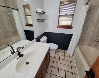10282 Valley Drive S - Photo Thumbnail 20