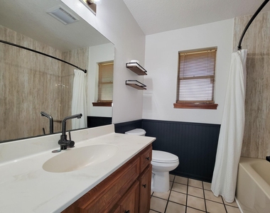 10282 Valley Drive S - Photo Thumbnail 19