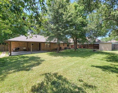 10282 Valley Drive S - Photo Thumbnail 37
