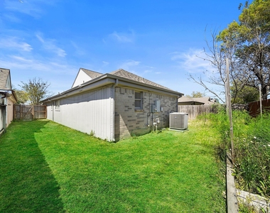 2239 Highland Hills Drive - Photo Thumbnail 32